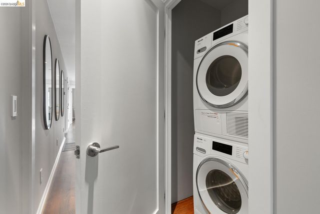 1119 Miller Ave, Berkeley, CA 94708