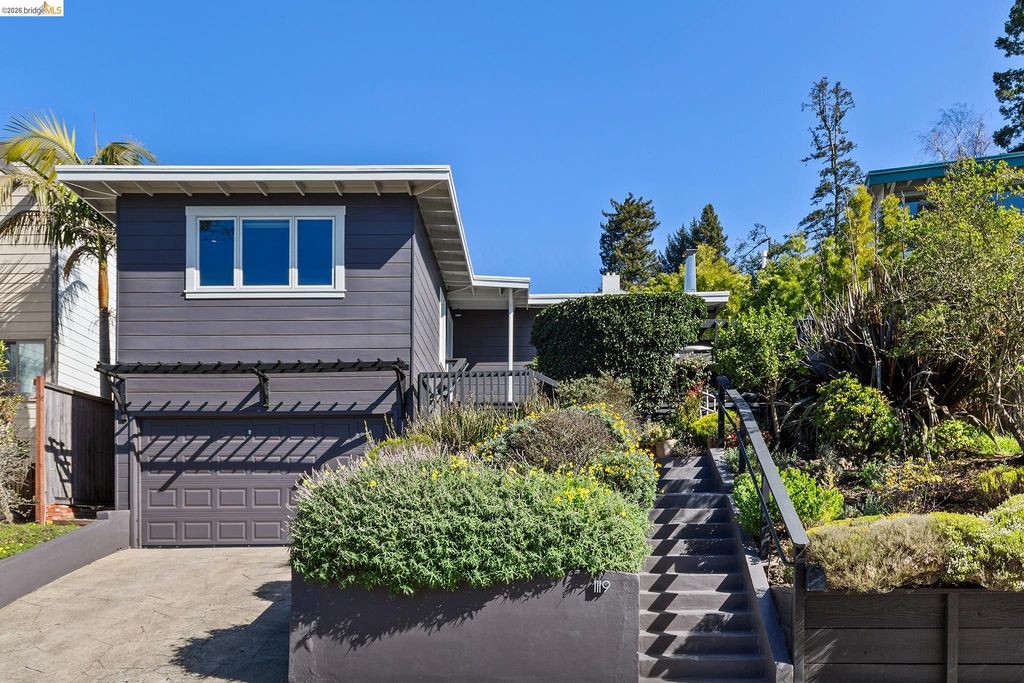 1119 Miller Ave, Berkeley, CA 94708