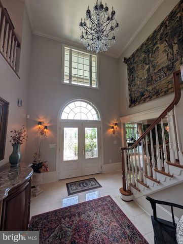 13 SOUTHWATCH LANE, Mechanicsburg, PA 17050