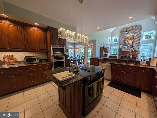 13 SOUTHWATCH LANE, Mechanicsburg, PA 17050
