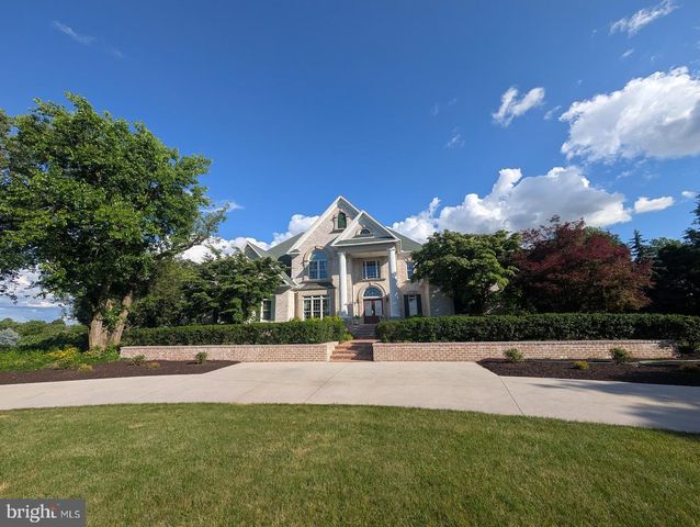 13 SOUTHWATCH LANE, Mechanicsburg, PA 17050