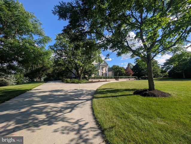 13 SOUTHWATCH LANE, Mechanicsburg, PA 17050