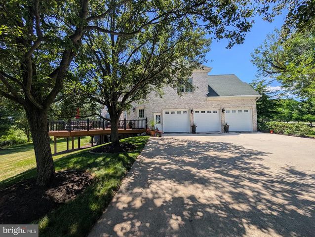 13 SOUTHWATCH LANE, Mechanicsburg, PA 17050
