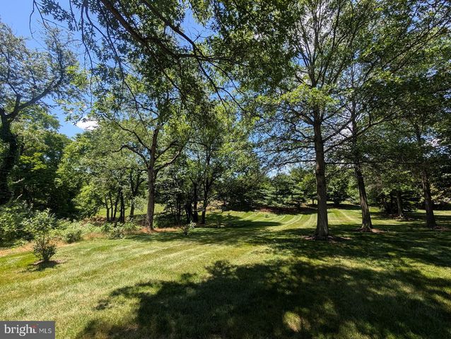 13 SOUTHWATCH LANE, Mechanicsburg, PA 17050
