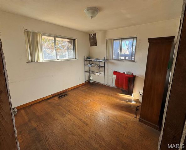 1130 Lakeview Avenue, Spanish Lake, MO 63138