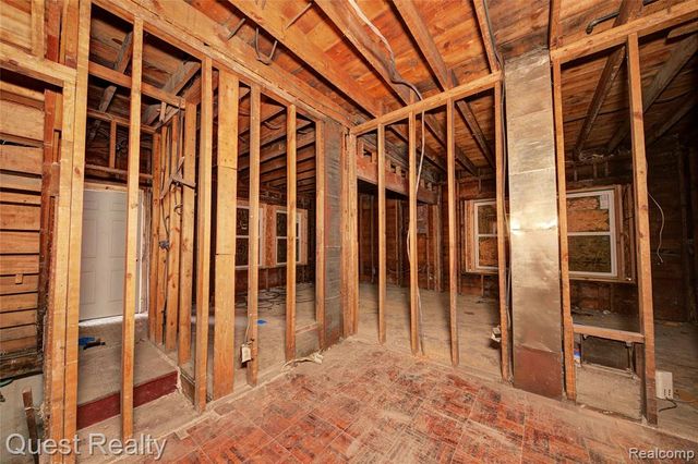 18659 Goulburn Street, Detroit, MI 48205