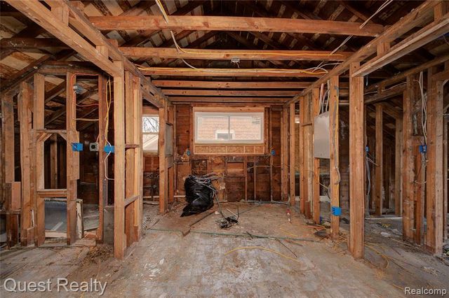 18659 Goulburn Street, Detroit, MI 48205