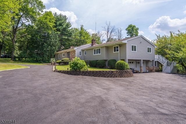 220 Horseshoe Rd, Berkeley Heights Twp., NJ 07922