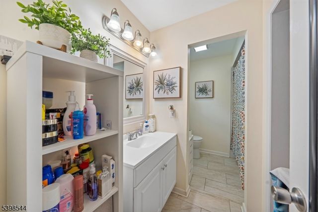 220 Horseshoe Rd, Berkeley Heights Twp., NJ 07922