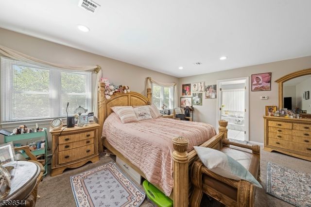 220 Horseshoe Rd, Berkeley Heights Twp., NJ 07922