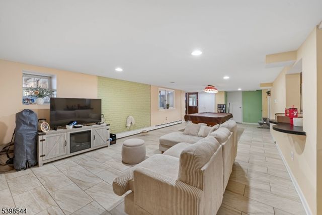 220 Horseshoe Rd, Berkeley Heights Twp., NJ 07922