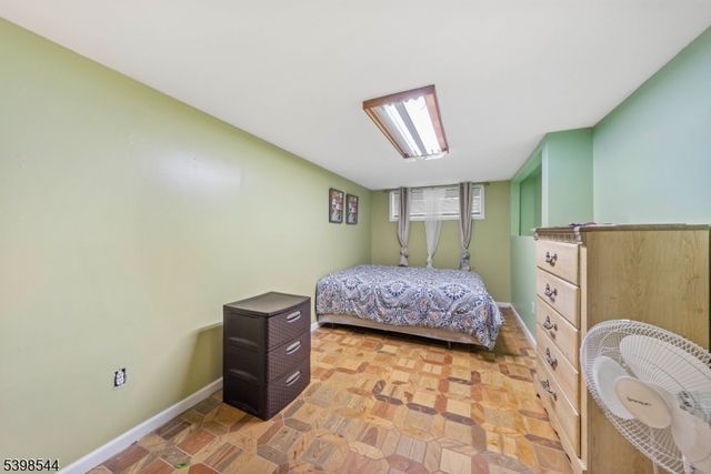 220 Horseshoe Rd, Berkeley Heights Twp., NJ 07922