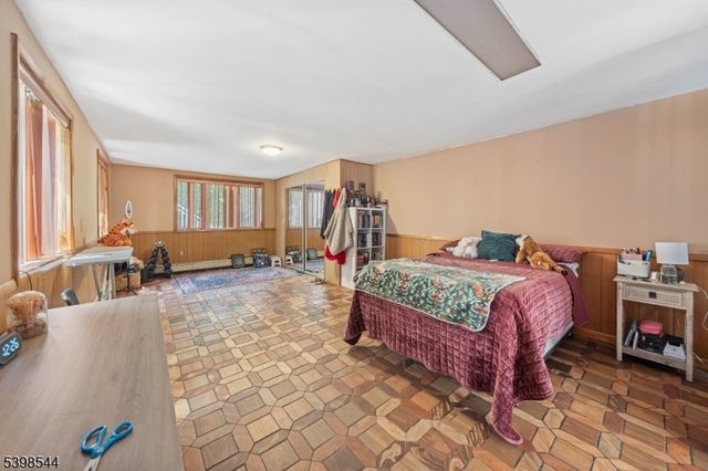 220 Horseshoe Rd, Berkeley Heights Twp., NJ 07922