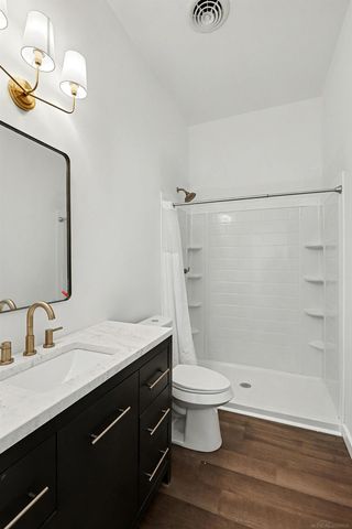 145 N Elms Road, Flushing, MI 48433