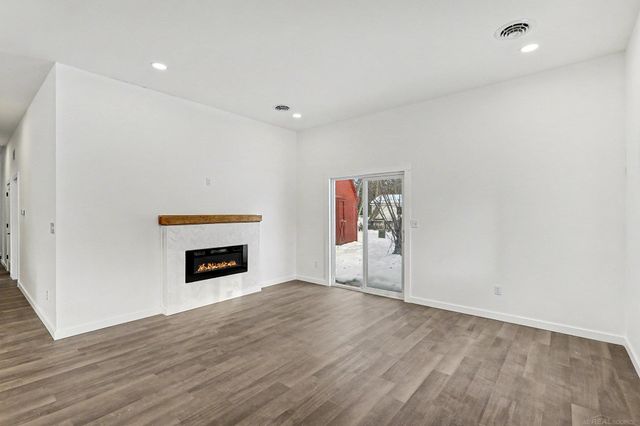 145 N Elms Road, Flushing, MI 48433