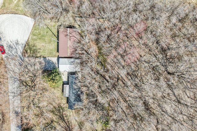 5040 Crestview ROAD, Marshall, WI 53559