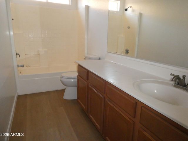 11547 W SCHLEIFER Drive, Youngtown, AZ 85363