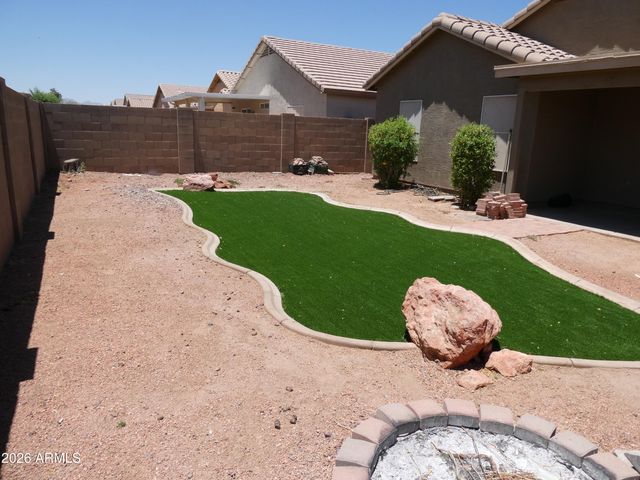 11547 W SCHLEIFER Drive, Youngtown, AZ 85363