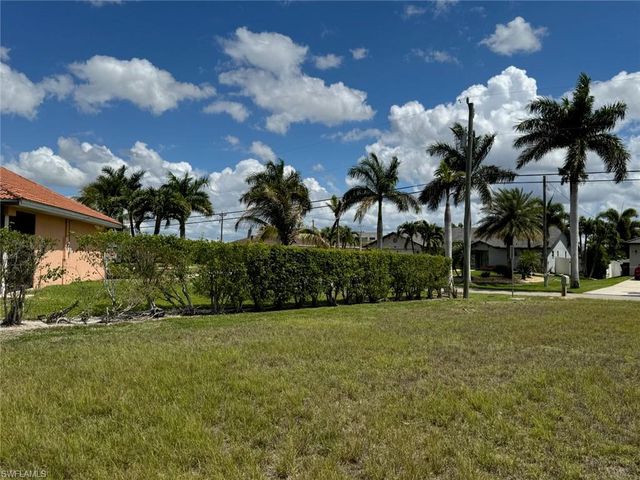 4232 SW 21st PL, Cape Coral, FL 33914