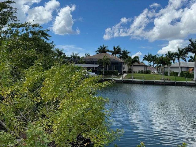 4232 SW 21st PL, Cape Coral, FL 33914