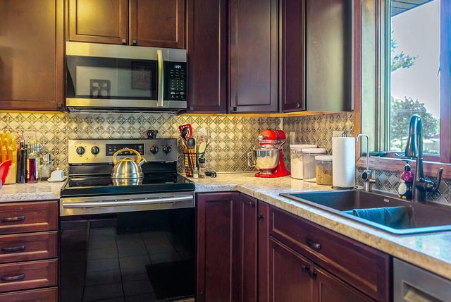 701 Fanta Reed ROAD, La Crosse, WI 54603