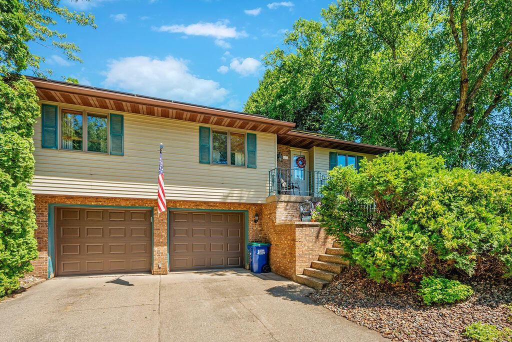 701 Fanta Reed ROAD, La Crosse, WI 54603