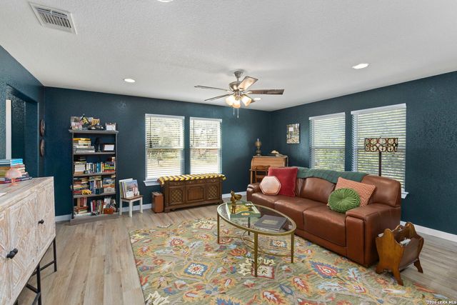 185 Northeast, Bandera, TX 78003