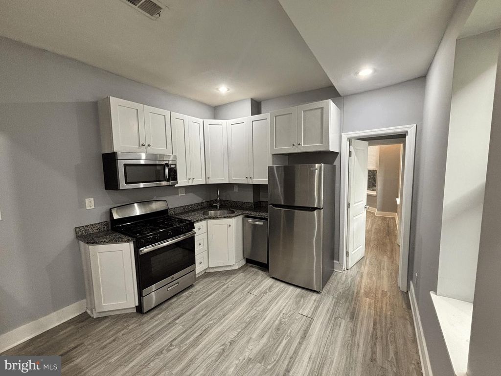 1522 N WILLINGTON ST, Philadelphia, PA 19121