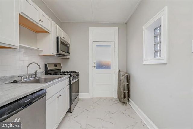 3302 CHESTERFIELD AVE, Baltimore, MD 21213