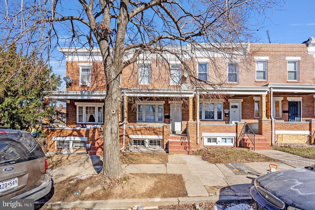 3302 CHESTERFIELD AVE, Baltimore, MD 21213