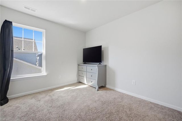 1519 Auckland CT, Newport News, VA 23608