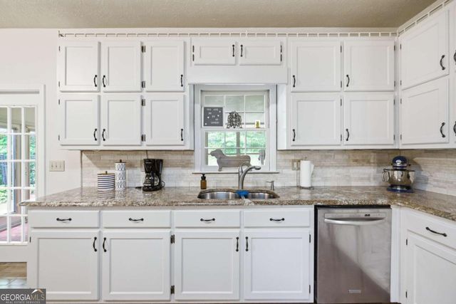 630 Battersea Drive, Lawrenceville, GA 30044
