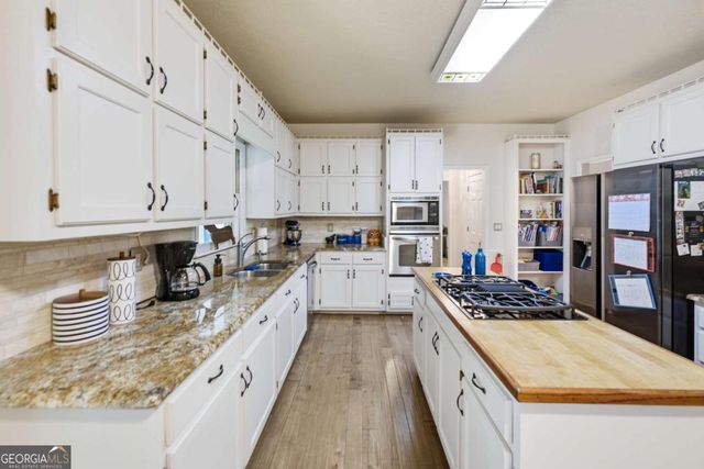 630 Battersea Drive, Lawrenceville, GA 30044