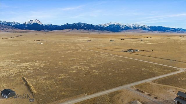 118 Lonesome Dove, Cameron, MT 59720