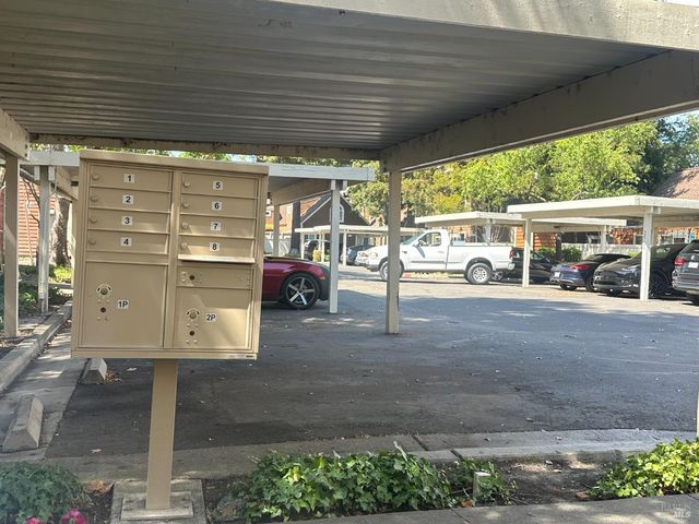 2520 Lakeview Dr, Santa Rosa, CA 95405