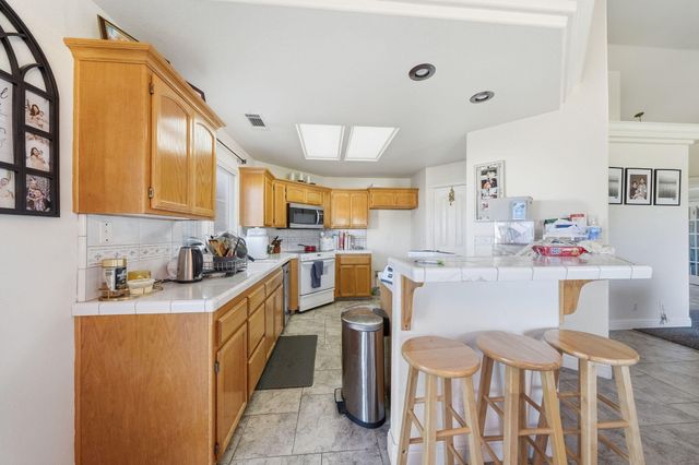 4487 Alta Saga Drive, Redding, CA 96002