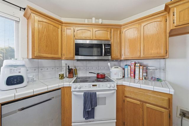 4487 Alta Saga Drive, Redding, CA 96002