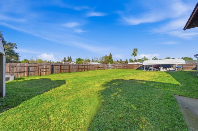 4487 Alta Saga Drive, Redding, CA 96002