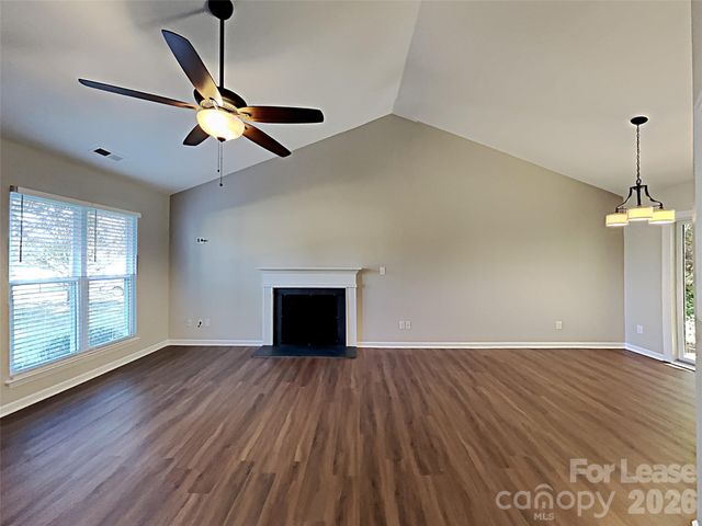 1040 Chaucery Lane, Matthews, NC 28104