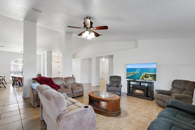 38 RED MILL DRIVE, Palm Coast, FL 32164