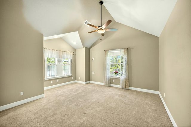 100 Nunan Street, Jacksonville, OR 97530