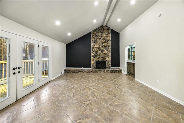 7956 WOODFORD LN, Germantown, TN 38138