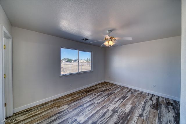 3950 South Rainbow Avenue, Pahrump, NV 89048