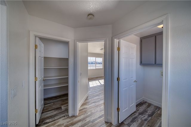 3950 South Rainbow Avenue, Pahrump, NV 89048