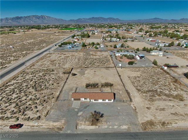 3950 South Rainbow Avenue, Pahrump, NV 89048