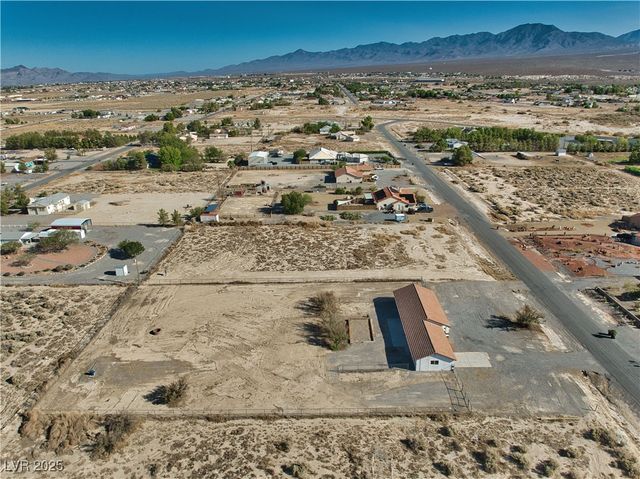 3950 South Rainbow Avenue, Pahrump, NV 89048