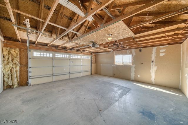 3950 South Rainbow Avenue, Pahrump, NV 89048