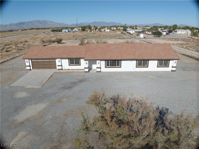 3950 South Rainbow Avenue, Pahrump, NV 89048
