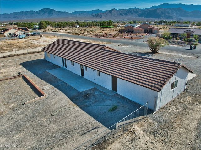 3950 South Rainbow Avenue, Pahrump, NV 89048