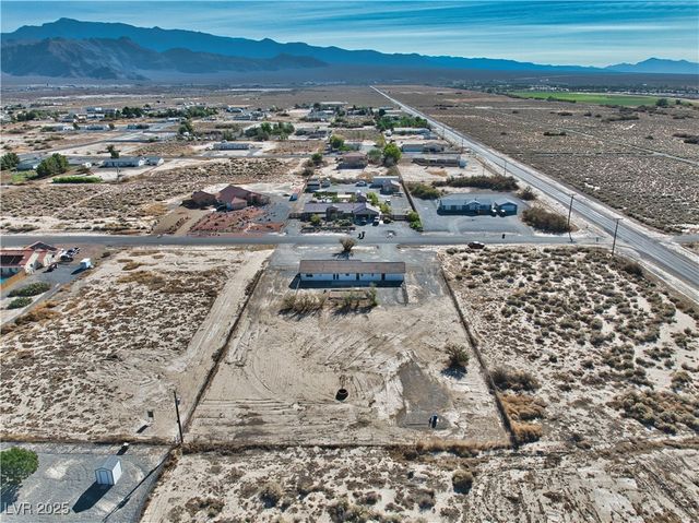 3950 South Rainbow Avenue, Pahrump, NV 89048